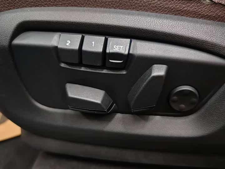 BMW X5 2013 x Drive 35i MSport — фото 21