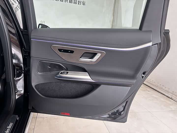 Mercedes-Benz E-Class 2024 E 350 e L — фото 23
