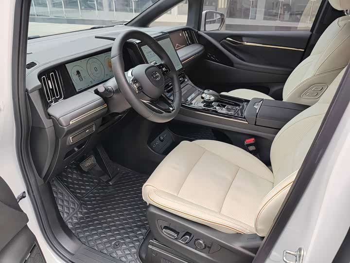 Trumpchi M8 2023 400 T — фото 5