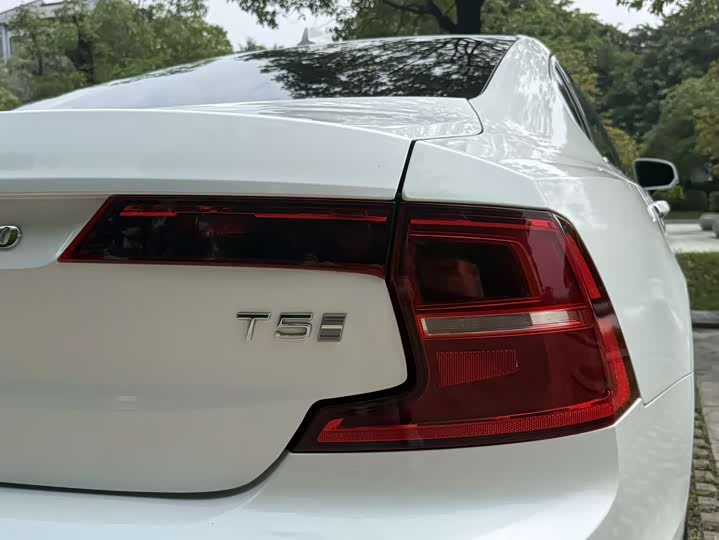 Volvo S90 2019 T 5 — фото 15