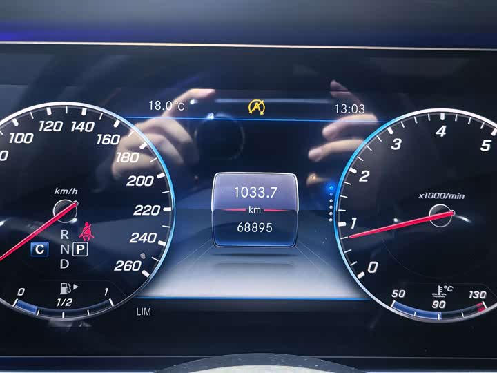 Mercedes-Benz E-Class 2019 E 300 L — фото 16