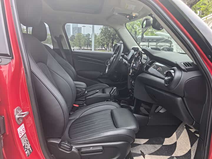 MINI Hatch — фото 11