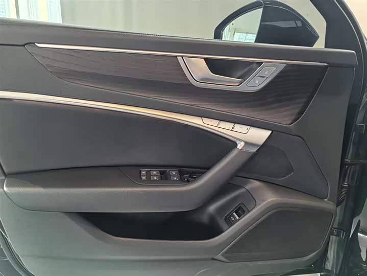 Audi A6L 2024 45 TFSI quattro — фото 17