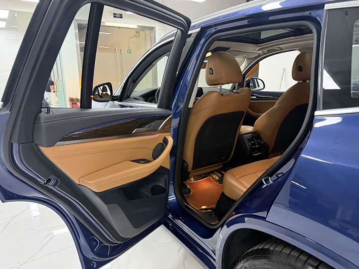 BMW X3 2020 x Drive 30i Leading M — фото 13