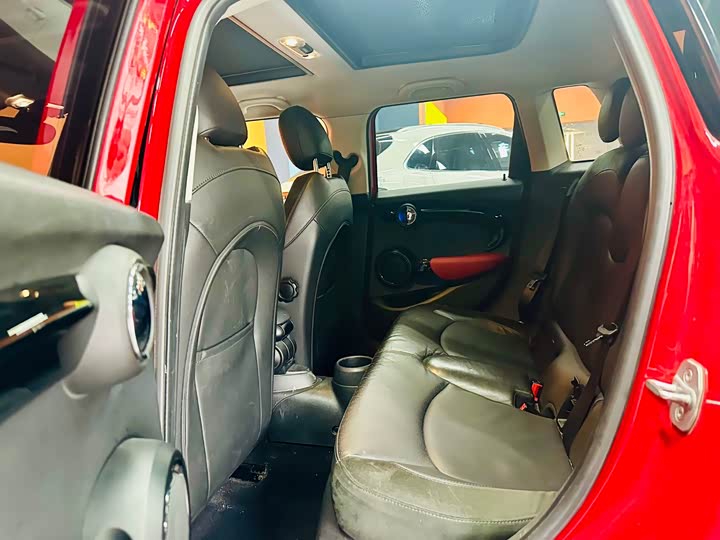 MINI Hatch — фото 11