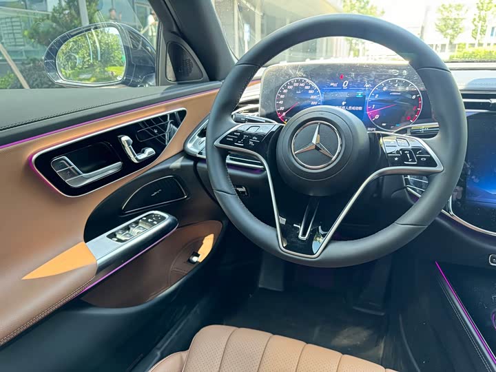 Mercedes-Benz E-Class E 260 L — фото 6