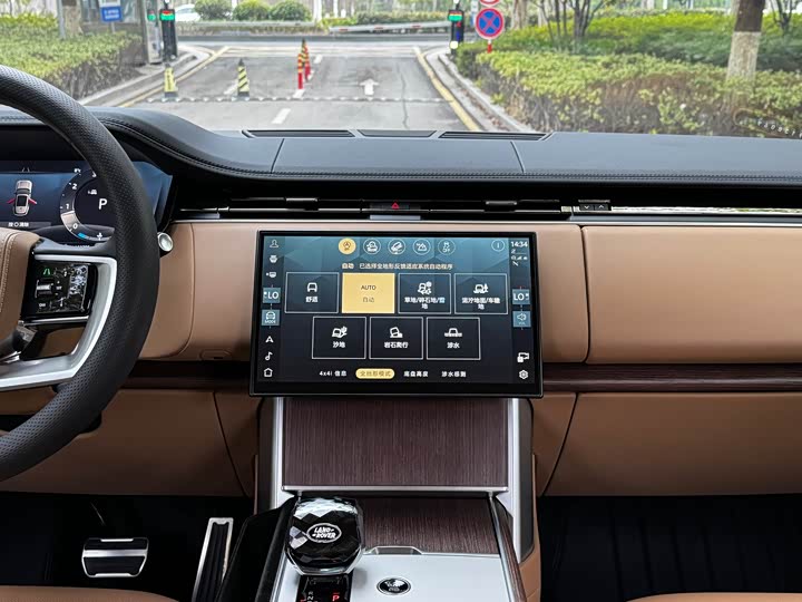 Land Rover Range Rover — фото 13