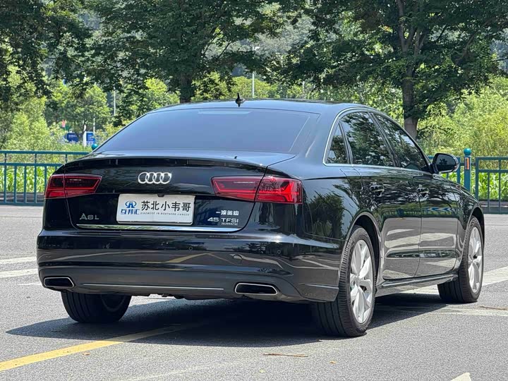 Audi A6L 45 TFSI quattro спорт — фото 4