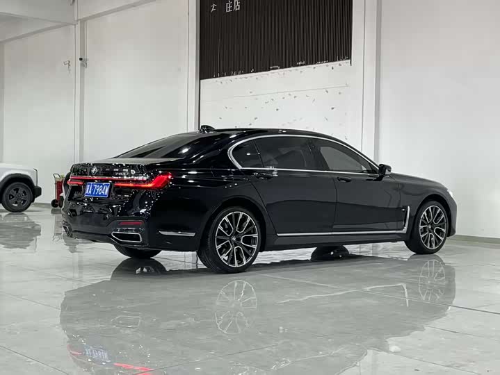BMW 7-Series 2019 740 Li Leading M — фото 14