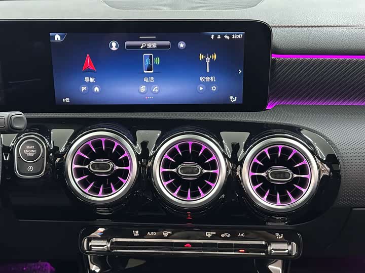 Mercedes-Benz A-Class 2024 A 200 L — фото 15