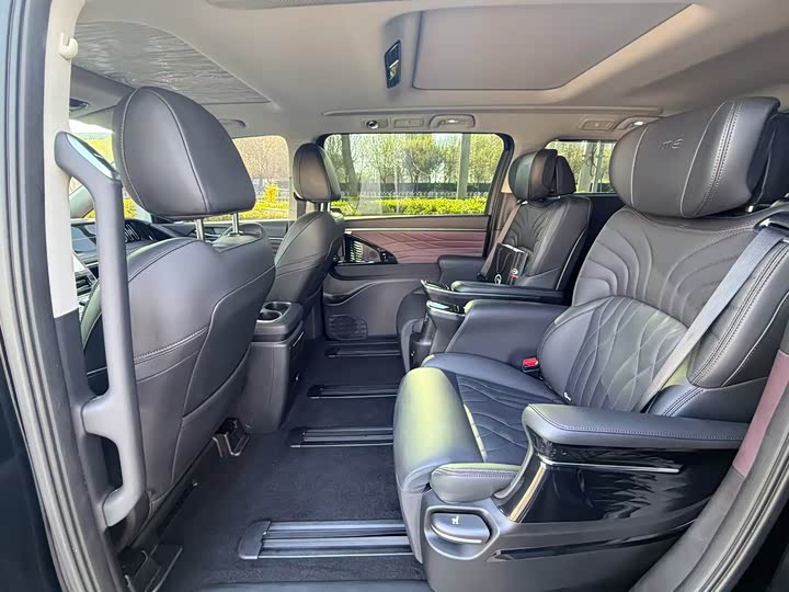 Trumpchi M8 2024 400 T — фото 4