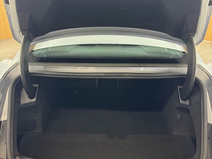 Audi e-tron 2023 Base — фото 12