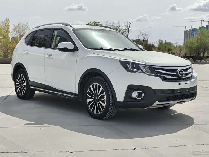 Trumpchi GS5 Super 2015 1.8 T AT 4 WD — фото 3