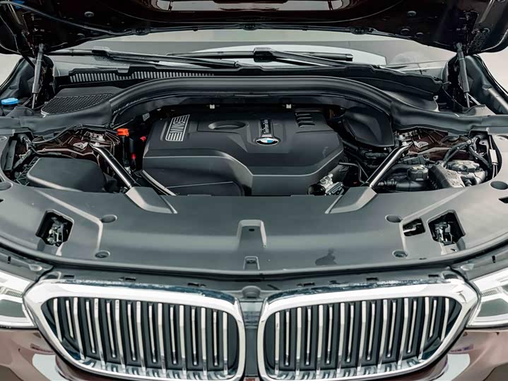 BMW 6-Series 2018 630i — фото 22