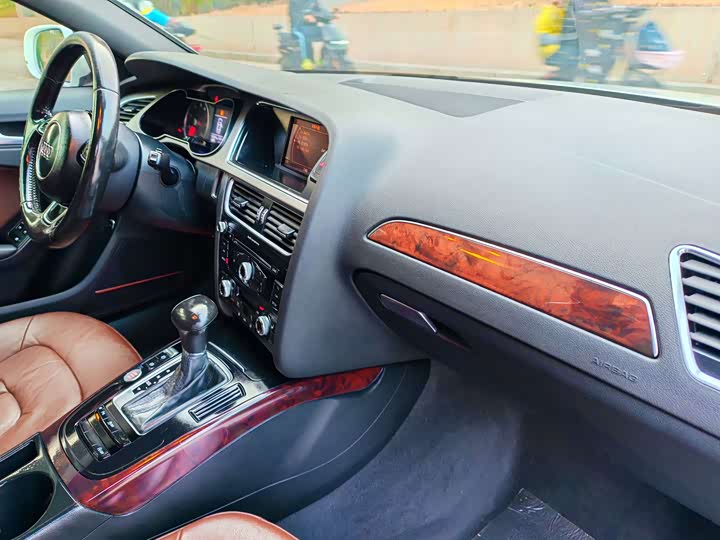 Audi A4L 2015 35 TFSI ATComfort — фото 15