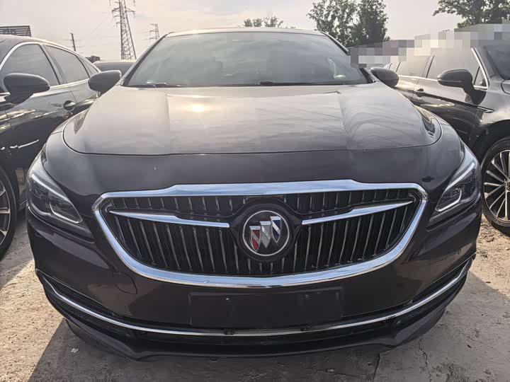 Buick LaCrosse — фото 2
