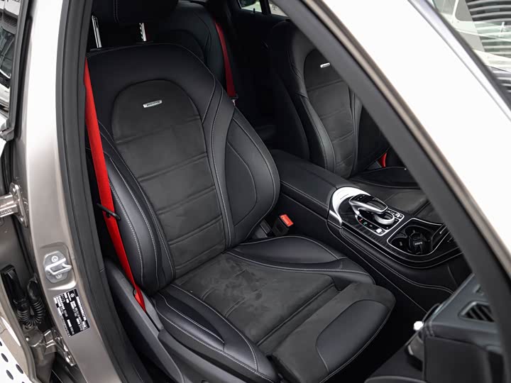 Mercedes-Benz GLC 2018 AMG GLC 63 4 MATIC+ — фото 17