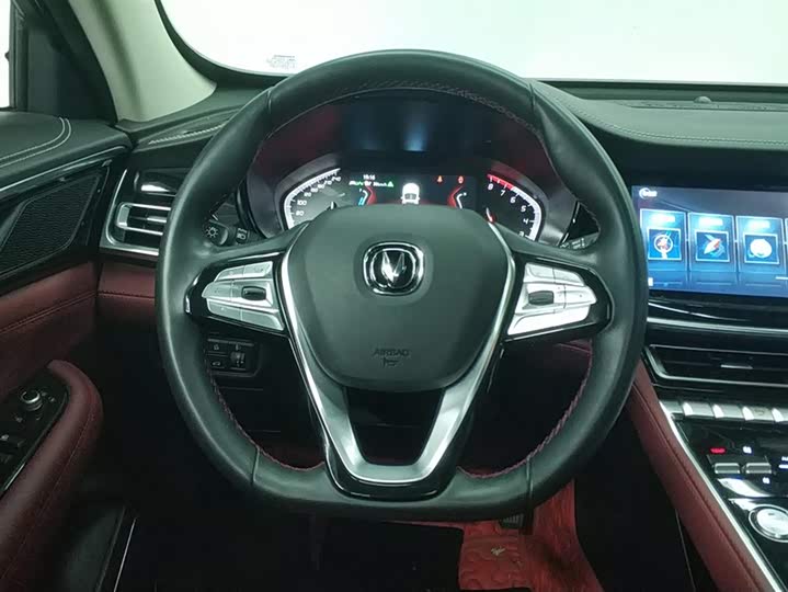 Changan CS85 COUPE 2019 2.0 T AT V — фото 15
