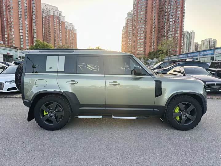 Land Rover Defender — фото 13