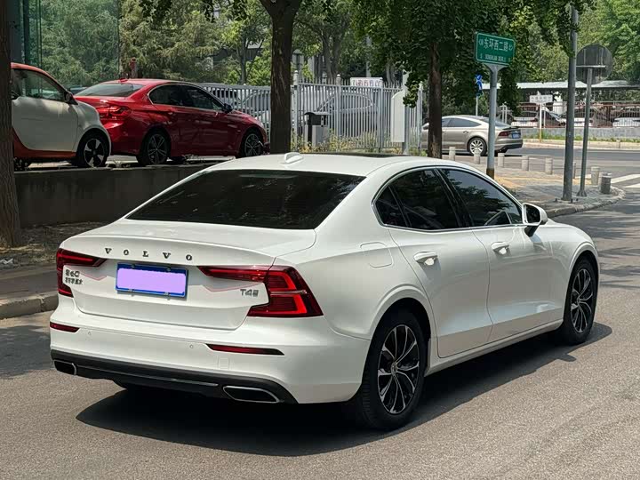 Volvo S60 2020 T 4 — фото 4