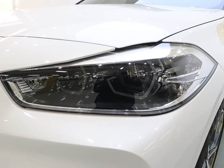 BMW X2 2023 s Drive 25i — фото 9