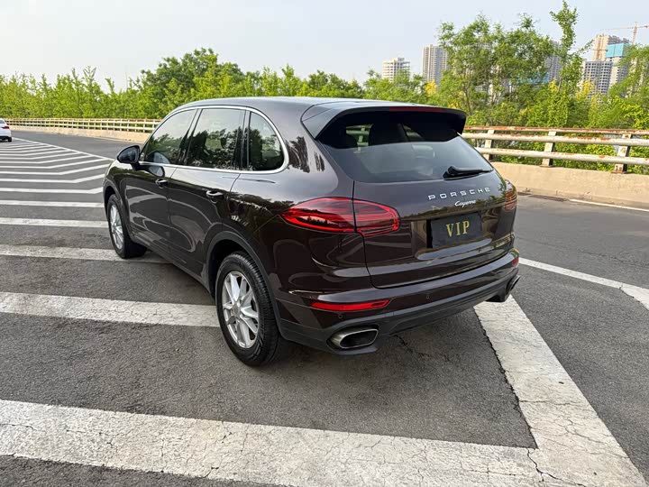 Porsche Cayenne 2018 Cayenne 3.0 T — фото 7