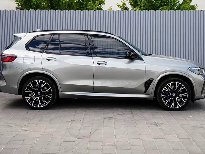 BMW X5 M 2022 X 5 M — фото 5