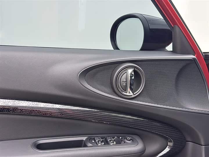 MINI Clubman — фото 13