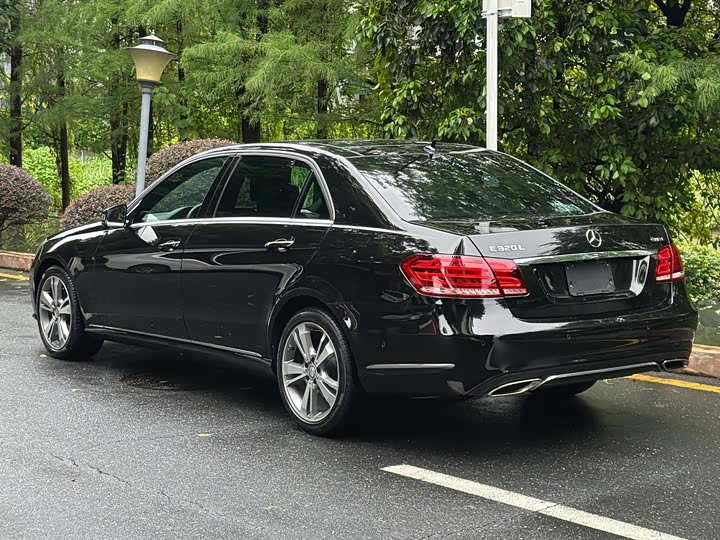Mercedes-Benz E-Class E 320 L люкс 4MATIC — фото 6