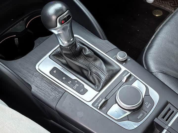 Audi A3 2019 Limousine 35 TFSI VI — фото 16