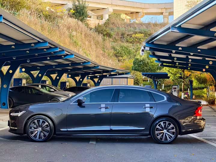 Volvo S90 Hybrid 2021 T 8 E Hybrid — фото 6