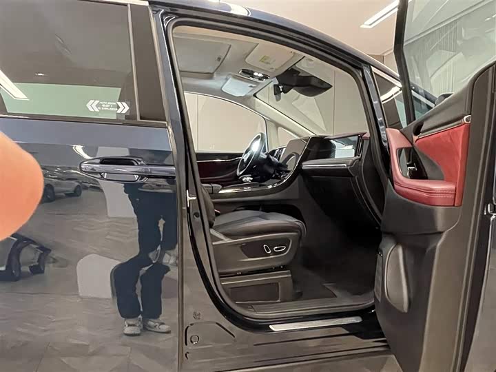 Trumpchi E9 2023 E 9 PRO — фото 17