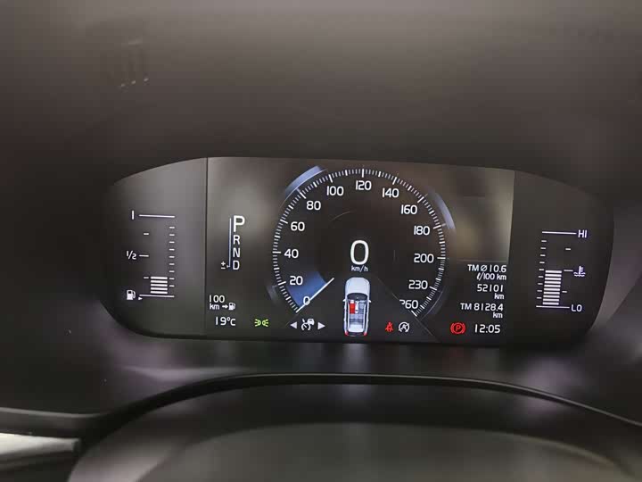 Volvo XC60 2021 T 5 4 WD — фото 10