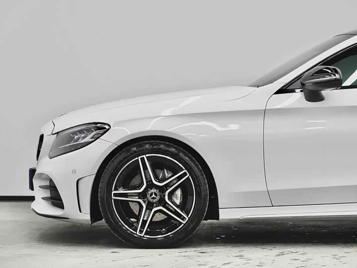 Mercedes-Benz C-Class — фото 25