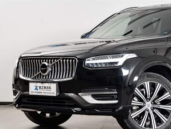 Volvo XC90 2022 B 6 7 — фото 3