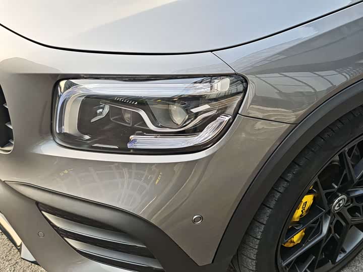 Mercedes-Benz GLB 2021 AMG GLB 35 4 MATIC — фото 7