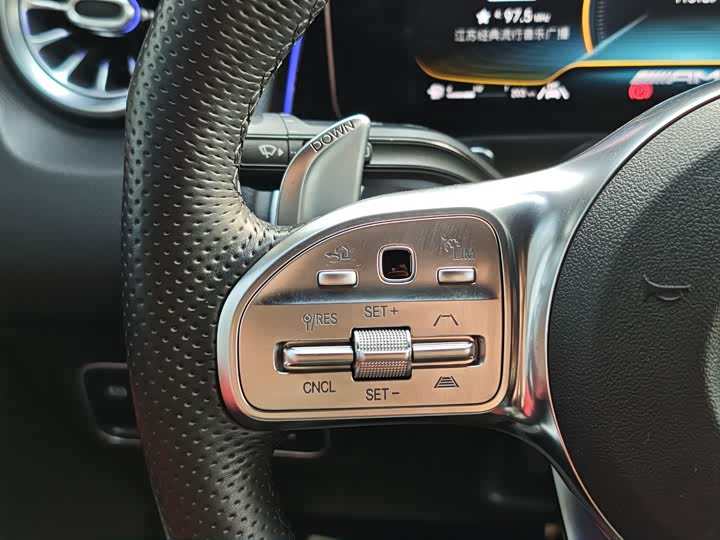 Mercedes-Benz GLB 2021 AMG GLB 35 4 MATIC — фото 32
