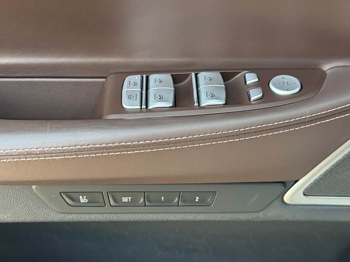 BMW 7 Series 730Li M спортпакет — фото 5
