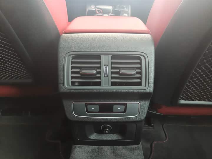 Audi SQ5 2021 3.0 TFSI quattro — фото 9