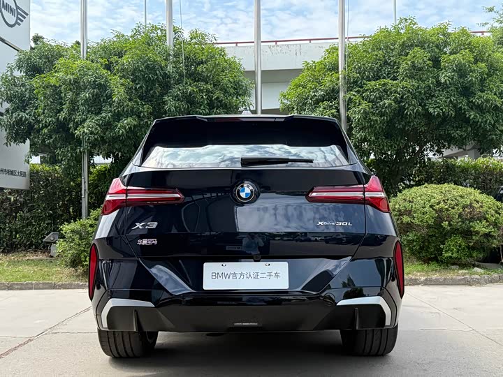 BMW X3 2025 x Drive 30 L Leading M — фото 5