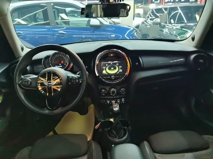 MINI Hatch — фото 10