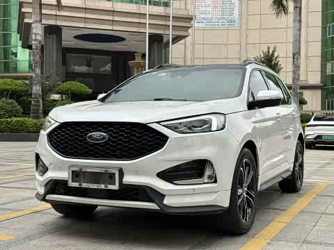 Ford Edge — фото 19