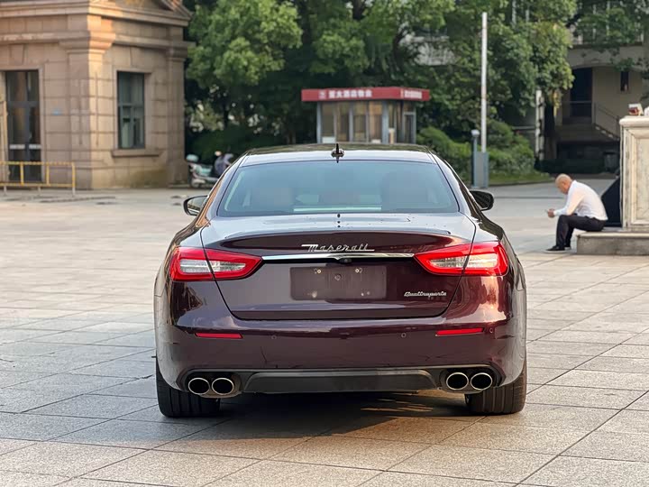 Maserati Quattroporte — фото 8