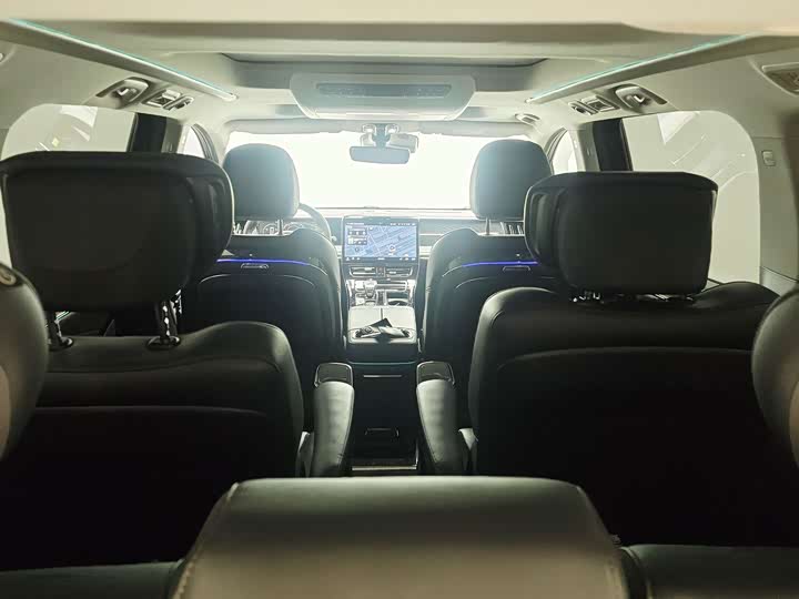 Trumpchi M8 2024 400 T — фото 9