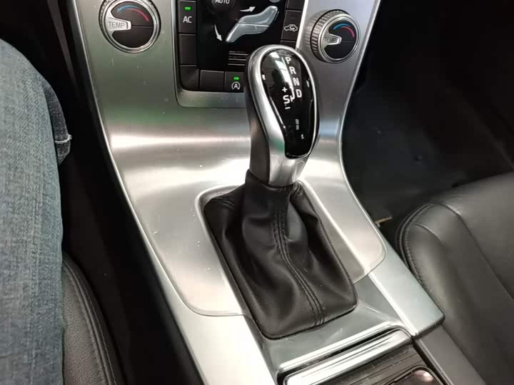 Volvo S60 2017 S 60 L T 3 — фото 14