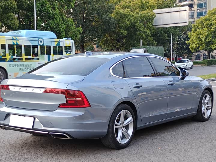 Volvo S90 2018 T 4 — фото 9