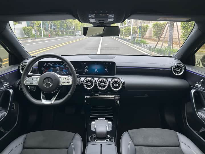 Mercedes-Benz A-Class 2020 A 200 L — фото 5