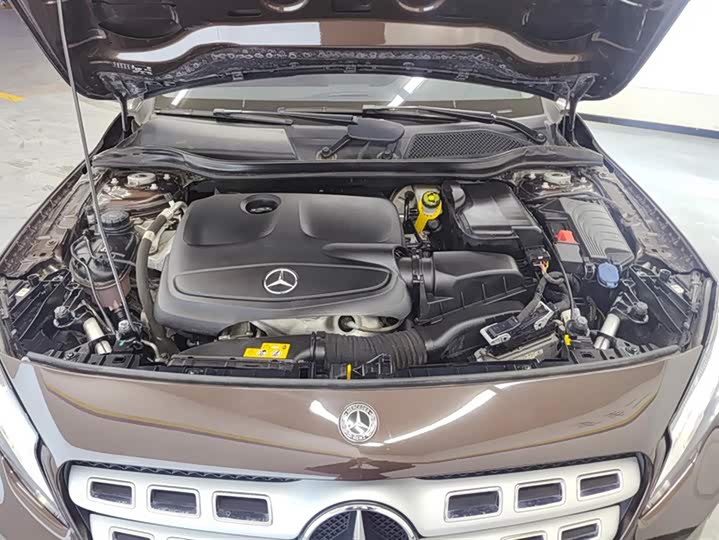Mercedes-Benz GLA 2018 GLA 200 — фото 10