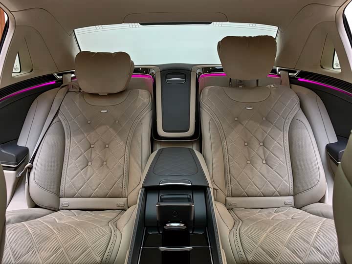 Maybach S-Class 2019 S 680 — фото 14