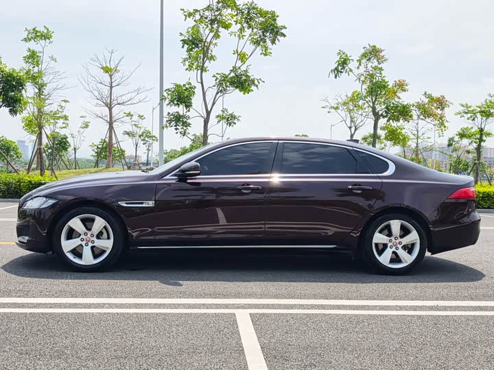Jaguar XFL 2018 XFL 2.0 T 200 PS — фото 7